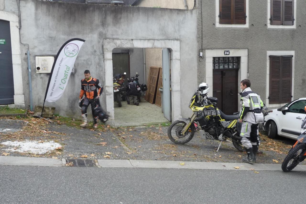 Chambres D'Hotes L'Oustal Oloron-Sainte-Marie Exterior foto